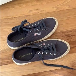 Superga sneakers!